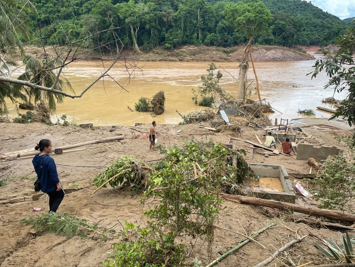 Mưa lũ lịch sử khiến 7.100 căn nhà bị ảnh hưởng, thiệt hại hơn 3.390 tỉ đồng - Ảnh 1