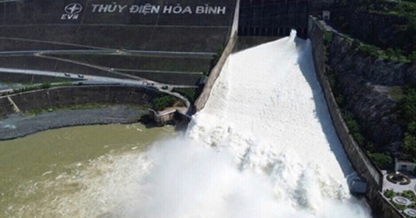 Hồ thủy điện căng mình ứng phó bão Wipha