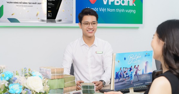 Lãi suất ngân hàng VPBank mới nhất tháng 7/2025: Gửi kỳ hạn nào có lãi suất cao nhất?