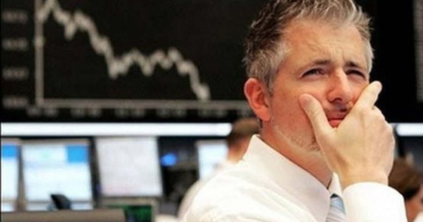 Phiên 24/7: Khối ngoại quay đầu bán ròng hàng trăm tỷ, đâu là tâm điểm?