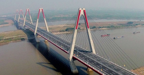 Từ ngày 25/7 - 18/8, người dân đi qua cầu Nhật Tân vào ban đêm cần chú ý