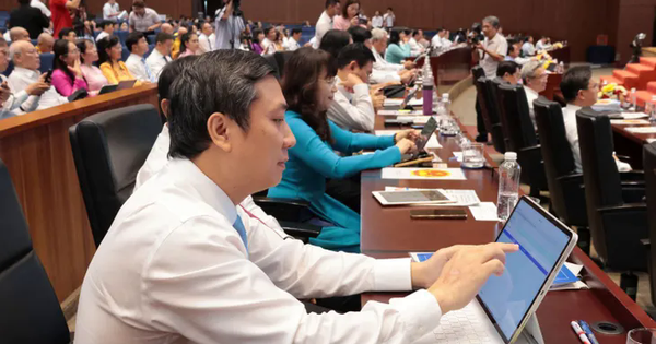 HĐND TP Hồ Chí Minh thông qua nhiều nghị quyết quan trọng