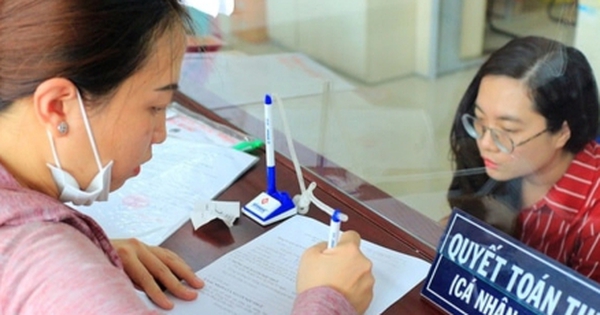Đề xuất thuế giảm trừ gia cảnh mới, người dân và chuyên gia nói gì?