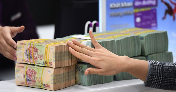 Điểm tên những ngân hàng có lãi suất tiết kiệm 6 tháng cao nhất