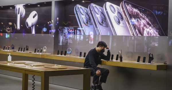 Chưa từng thấy: Apple đóng cửa hàng outlet đầu tiên tại Trung Quốc vì iPhone khó bán