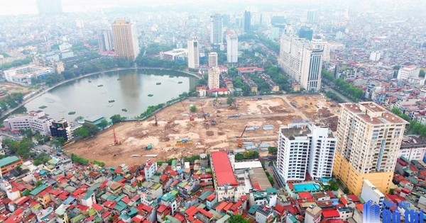 Hai công ty con của Vingroup ký gói thầu 4.700 tỷ đồng triển khai dự án TTTM tại Giảng Võ