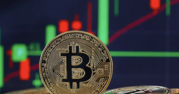 1 phút hiểu crypto: Điều gì khiến giá Bitcoin biến động hàng nghìn USD mỗi ngày?