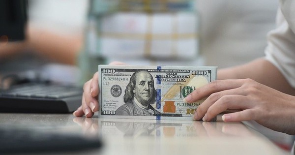 Ngày 31/7, Ngân hàng Nhà nước tiếp tục tăng giá USD sau động thái của Fed