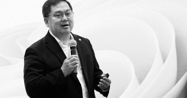 Ông Hoàng Nam Tiến và những chia sẻ truyền cảm hứng về sự nghiệp, khởi nghiệp dành cho giới trẻ