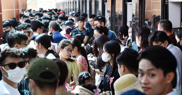 Ngày mai, hàng triệu người dân ở Hà Nội, Hải Phòng, TP HCM sẽ được mua một loại xăng mới