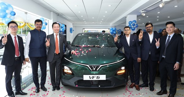 VinFast khai trương showroom lớn nhất tại Ấn Độ