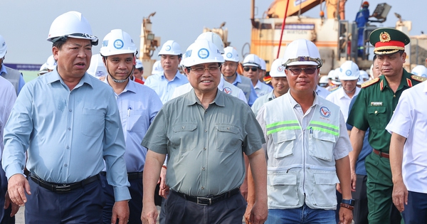 Thủ tướng lần thứ 8 kiểm tra sân bay Long Thành, yêu cầu cơ bản hoàn thành vào 19/12/2025