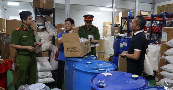 Khởi tố 2 giám đốc công ty dược phẩm