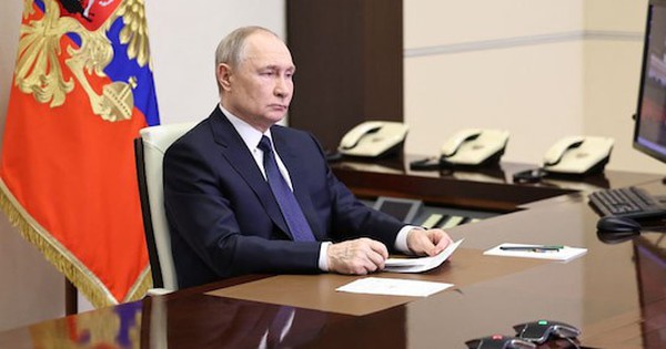 Tổng thống Nga có động thái bất ngờ với Ukraine