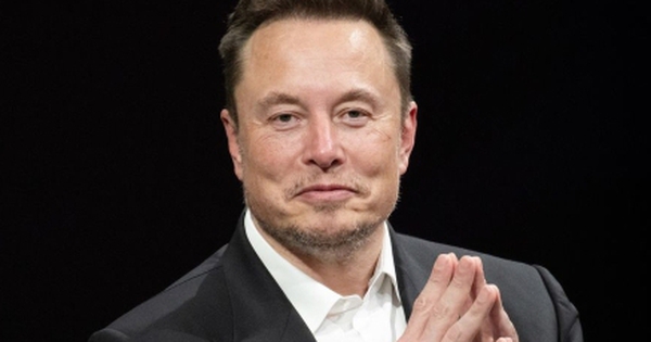 Tesla chi 29 tỷ USD giữ chân Elon Musk đến 2027