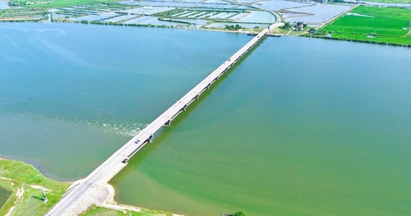 Vì sao Huế điều chỉnh thời gian sửa chữa đập ngăn mặn giữ ngọt lớn nhất Đông Nam Á?