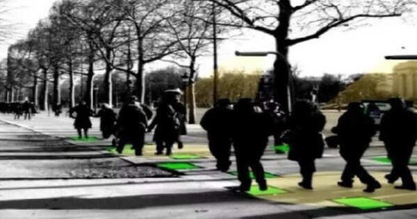 Công nghệ biến bước chân thành điện năng: Xu hướng mới tại Nhật Bản