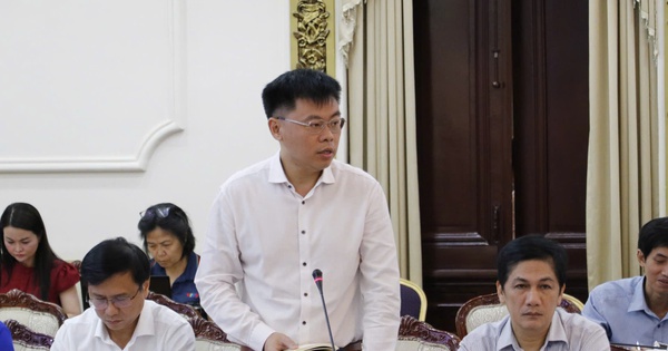 Chuyên gia góp ý: Nếu không hấp thụ nhanh, dòng vốn sẽ rời TP HCM