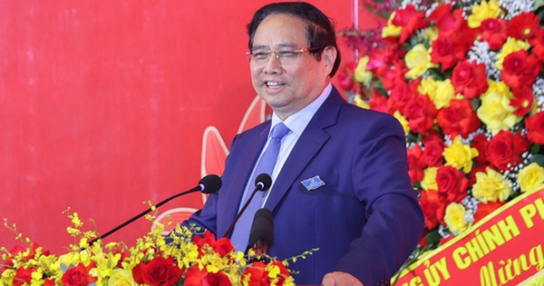 Thủ tướng: EVN phải lớn mạnh thành tập đoàn điện lực đứng thứ 3 khu vực