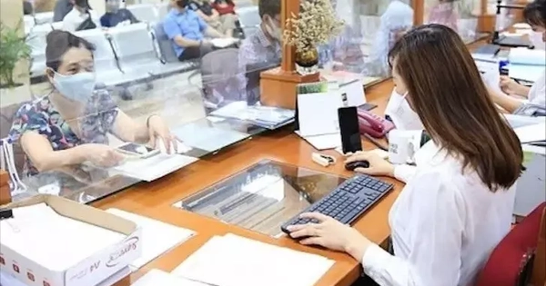 Bộ Nội vụ đề xuất quy định mới về tiền lương, tuyển dụng viên chức