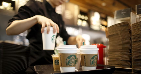 Cấm khách mang laptop vào quán tại Hàn Quốc, Starbucks bị người tiêu dùng phản ứng dữ dội