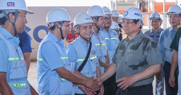 Thủ tướng yêu cầu khánh thành sân bay Long Thành vào ngày 19/12