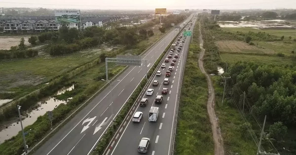 Mở rộng đường cao tốc TPHCM - Long Thành lên 8-10 làn xe