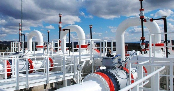 Quốc gia ứng viên EU suốt 26 năm vừa nói không với kế hoạch loại bỏ khí đốt Nga, nung nấu ý định thành cửa ngõ cho năng lượng Moscow vào châu Âu