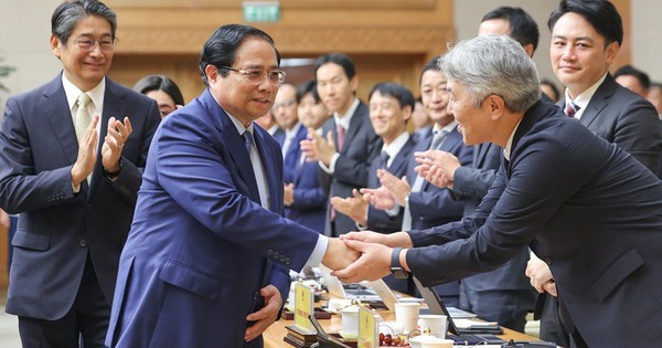 Gặp Thủ tướng, doanh nghiệp Nhật Bản muốn được thúc đẩy triển khai xây dựng thành phố thông minh Bắc Hà Nội và loạt dự án khác