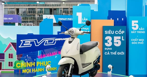 Vinfast bảo hành chính hãng 6 năm cho xe - 8 năm cho pin xe máy điện