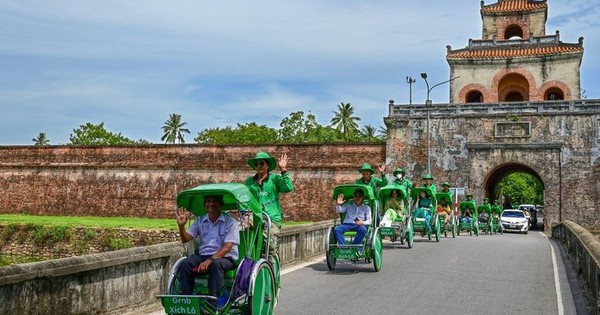 Grab tung thử nghiệm dịch vụ xích lô, chỉ duy nhất có ở Việt Nam