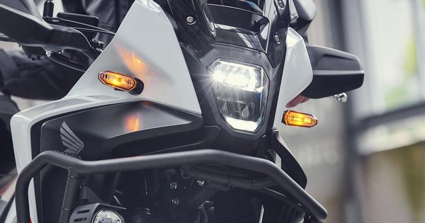 Xe Honda dân phượt thích mê đang giảm giá 22 triệu, đại lý tặng thêm nhiều quà: CSGT cũng dùng xe này