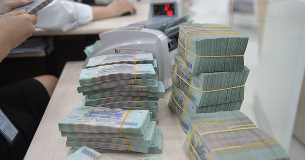 Vì sao chuyên gia kinh tế khuyên càng khó khăn càng nên chi tiêu nhiều hơn?