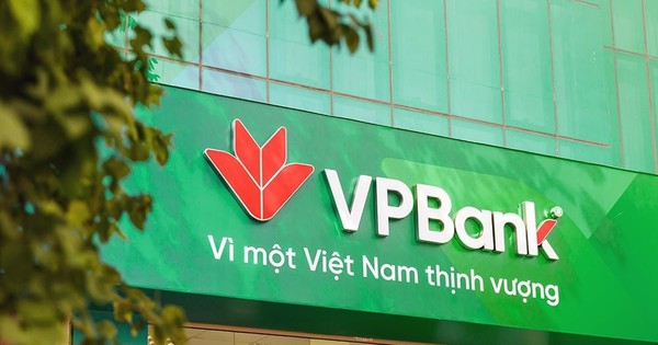 Hai con gái Phó Chủ tịch VPBank đăng ký mua 40 triệu cổ phiếu VPB