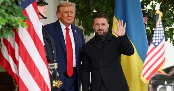 Từ chỉ trích đến khen ngợi: 'Lá bùa may mắn' giúp Tổng thống Ukraine xích lại gần ông Trump