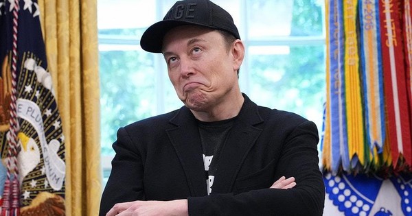 Elon Musk đứng trước nguy cơ “mất cả chì lẫn chài”: Bị gọi hầu tòa vì bỏ tiền tài trợ "xổ số bầu cử" nhưng trớ trêu là mối quan hệ với ông Trump giờ chẳng tốt đẹp gì