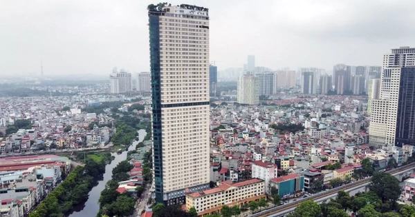 Khách sạn bỏ hoang trên 'đất vàng' Hà Nội sắp phá dỡ để xây cao ốc nghìn tỷ