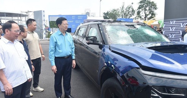 Chỉ 2 ngày nữa, Việt Nam chứng kiến một sự kiện chưa có tiền lệ, hơn 100 DN tham gia, có cả xe chống đạn