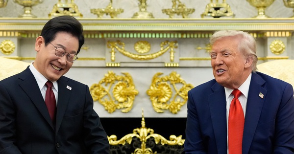 Tổng thống Donald Trump nói muốn gặp ông Kim Jong-un khi tiếp tổng thống Hàn Quốc