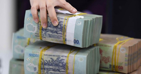 Ngân hàng tặng 100.000 đồng cho khách hàng liên kết tài khoản An sinh xã hội trên VNeID