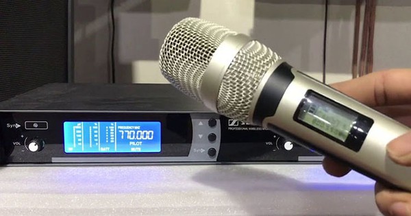 Dùng micro không dây này hát karaoke sẽ bị phạt tiền, tịch thu thiết bị
