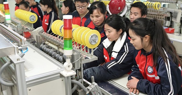 Học nghề, đi làm, sống tự do: Lối rẽ mới của giới trẻ Trung Quốc