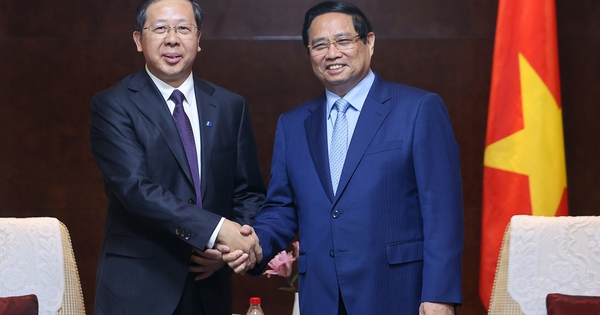Thủ tướng tiếp lãnh đạo các tập đoàn hàng đầu Trung Quốc muốn mở rộng đầu tư, hợp tác tại Việt Nam