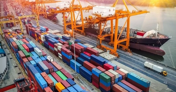Xuất khẩu bứt phá mạnh, lộ diện 4 nhóm hàng trên 1 tỷ USD