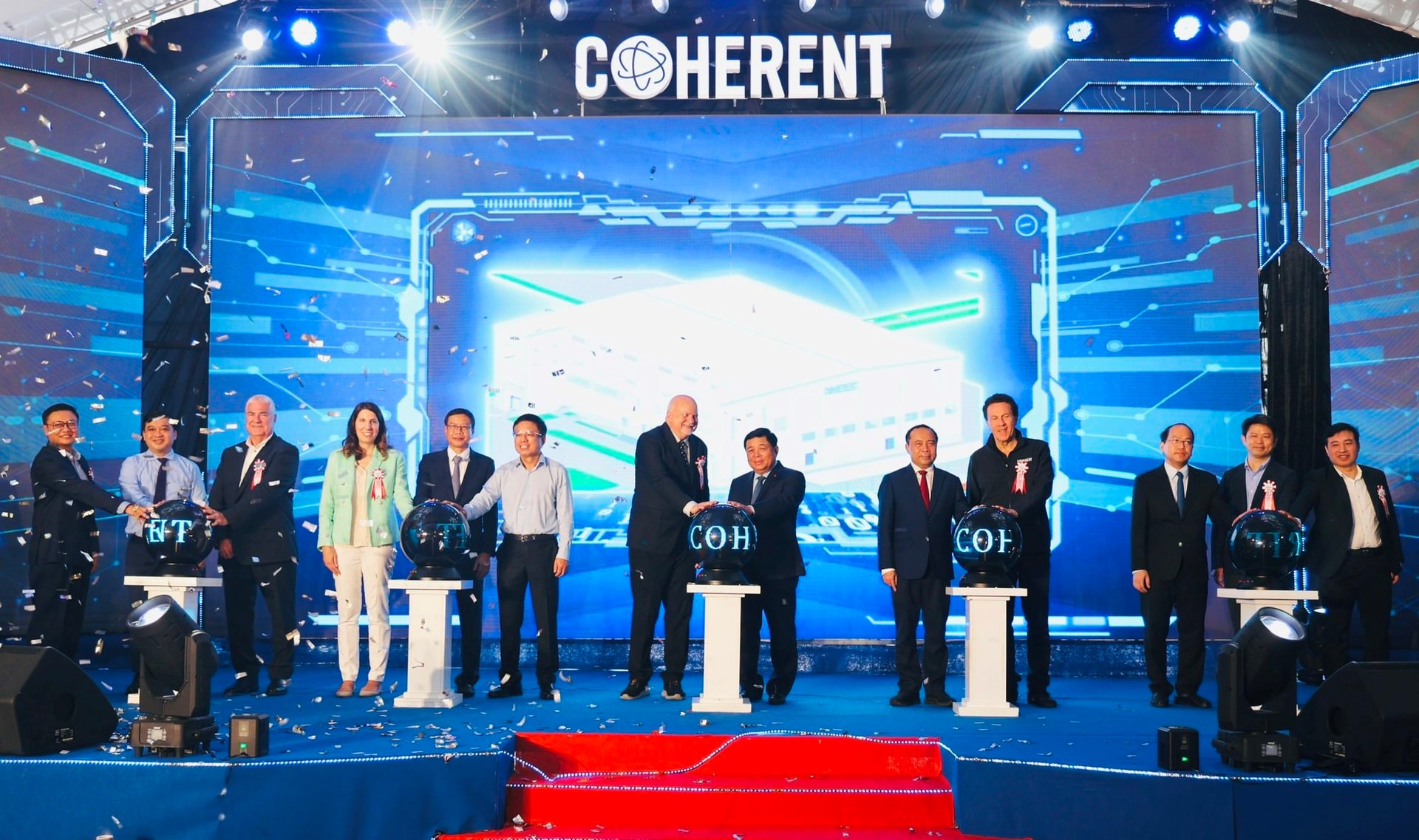 ‘Đại bàng’ Mỹ khánh thành nhà máy tại KCN Nhơn Trạch: Không chỉ tạo hàng nghìn việc làm, mà còn mở ra nhiều cơ hội lớn với Việt Nam - Ảnh 2