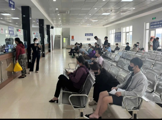 TP HCM: Người dân khu vực Bình Dương (cũ) cần lưu ý gì khi làm hồ sơ cấp đổi giấy phép lái xe? - Ảnh 1