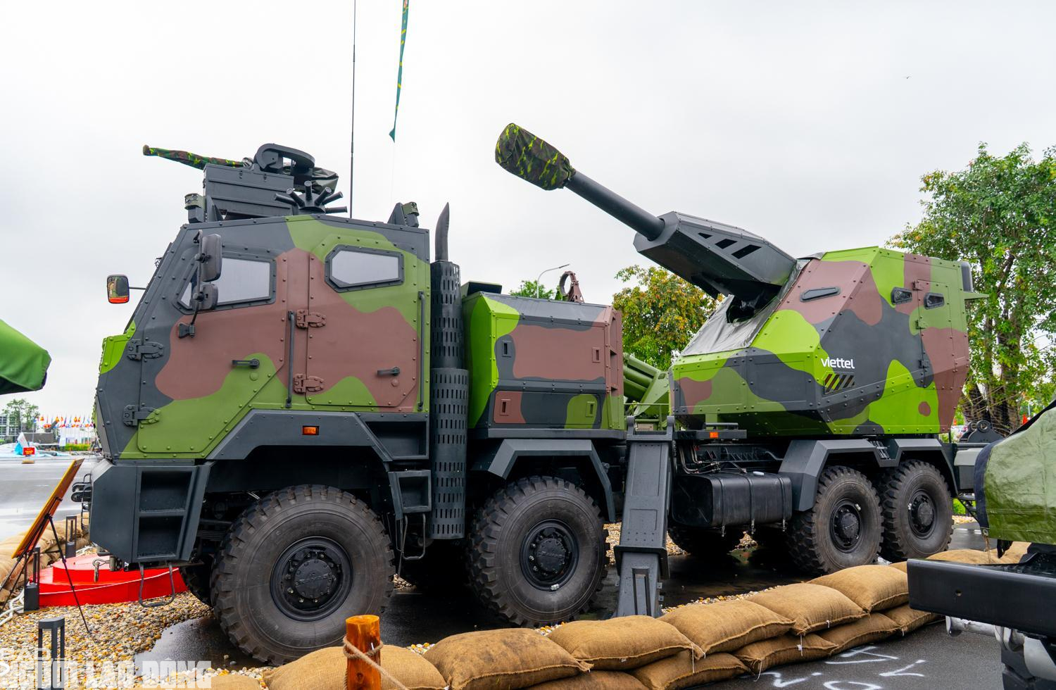 Viettel "khoe" UAV, pháo tự hành, tên lửa, radar... mới tại Triển lãm 80 năm thành tựu đất nước - Ảnh 2
