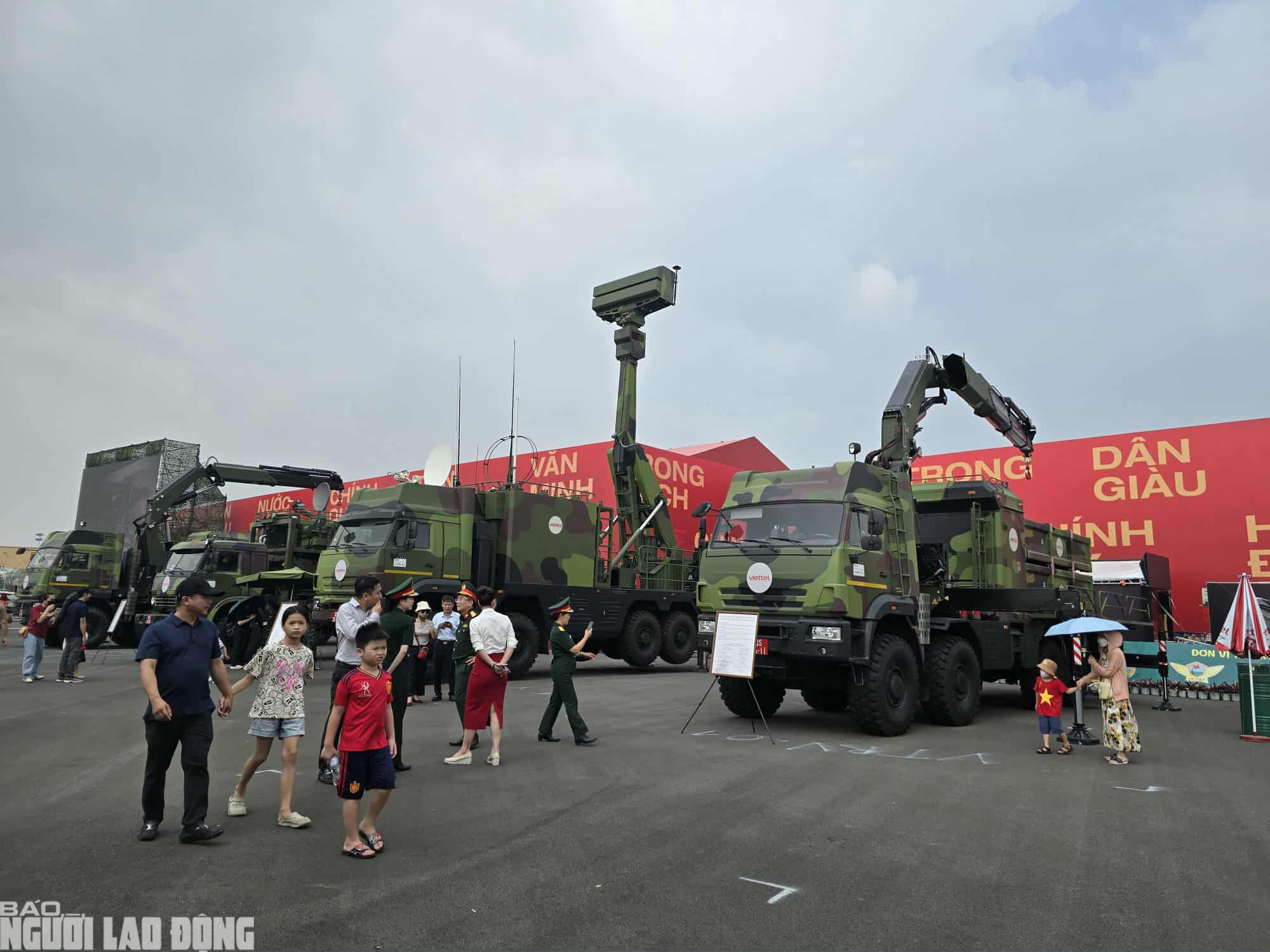 Viettel "khoe" UAV, pháo tự hành, tên lửa, radar... mới tại Triển lãm 80 năm thành tựu đất nước - Ảnh 17
