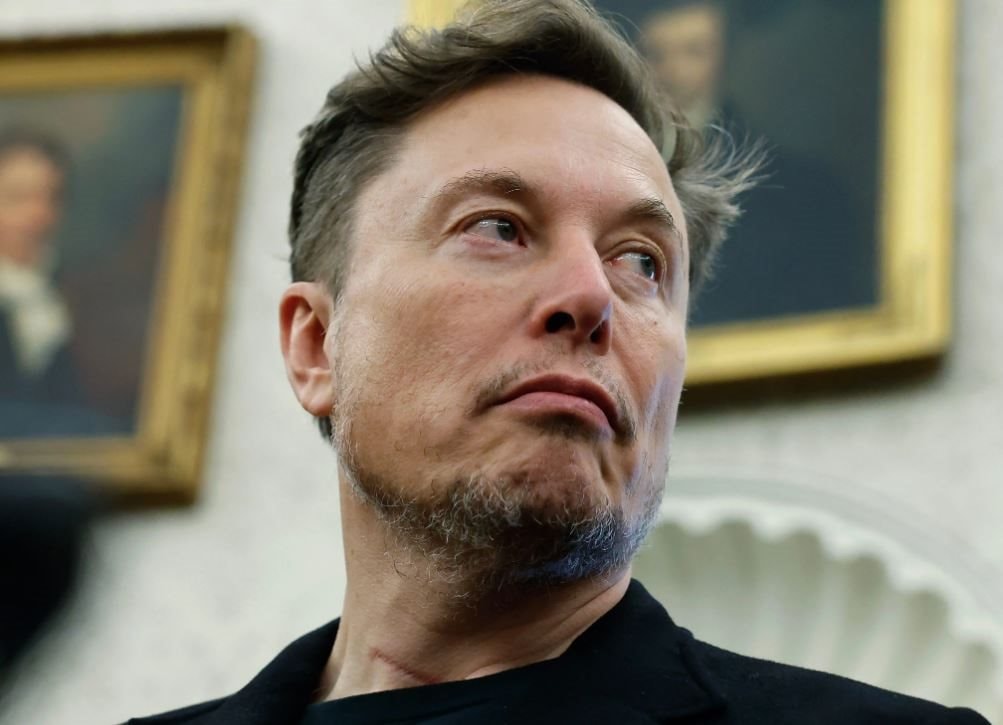 Elon Musk sắp kiện Apple: Chuyện gì đang xảy ra? - Ảnh 1