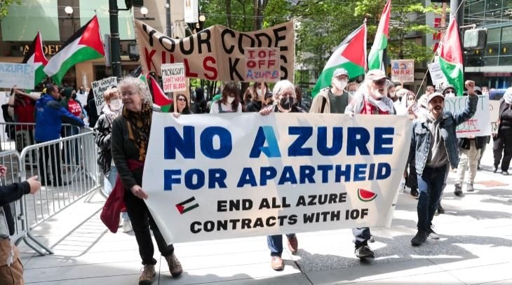 Đột nhập văn phòng chủ tịch, 2 nhân viên Microsoft bị sa thải ngay lập tức - Ảnh 1